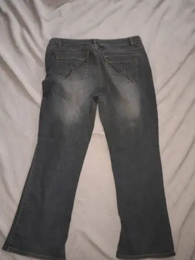 Jeans Fashion Bug para mujer en buen estado - miniatura 2