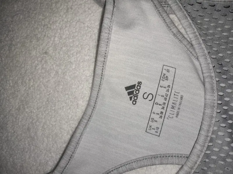 Polera Deportiva Mujer Adidas Gris Talla S - 2