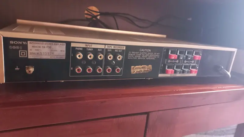 Amplificador estéreo Sony TA-F30 vintage - 3