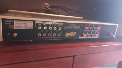 Amplificador estéreo Sony TA-F30 vintage - miniatura 3
