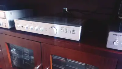 Amplificador estéreo Sony TA-F30 vintage - miniatura 4