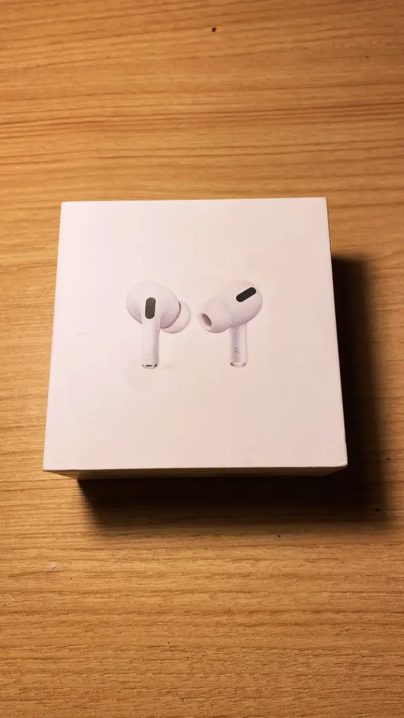 Apple AirPods Pro 1gen - 1