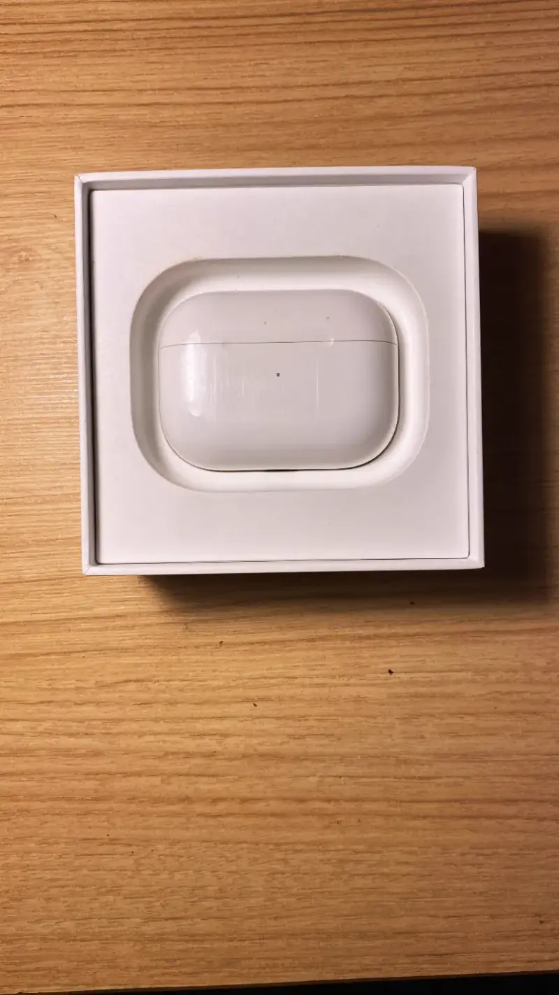 Apple AirPods Pro 1gen - 4