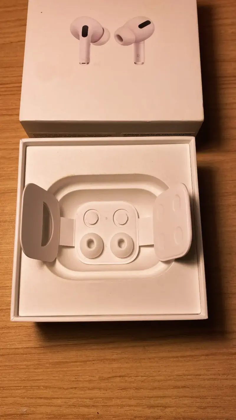 Apple AirPods Pro 1gen - 6