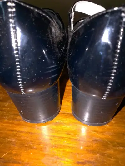 Zapatos de charol negros para mujer Suang Nins - miniatura 3