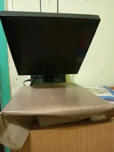 Máquina de prensa térmica modelo HP3802 - miniatura 1