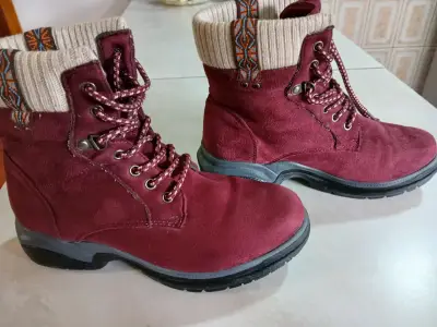 Botas de gamuza burdeos con forro térmico - miniatura 2