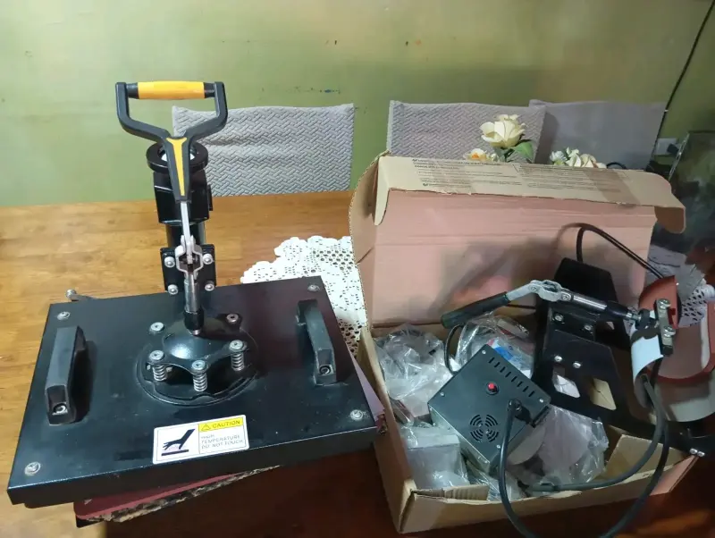 Máquina de prensa térmica multifuncional para sublimación - 2