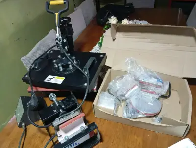 Máquina de prensa térmica multifuncional para sublimación - miniatura 5
