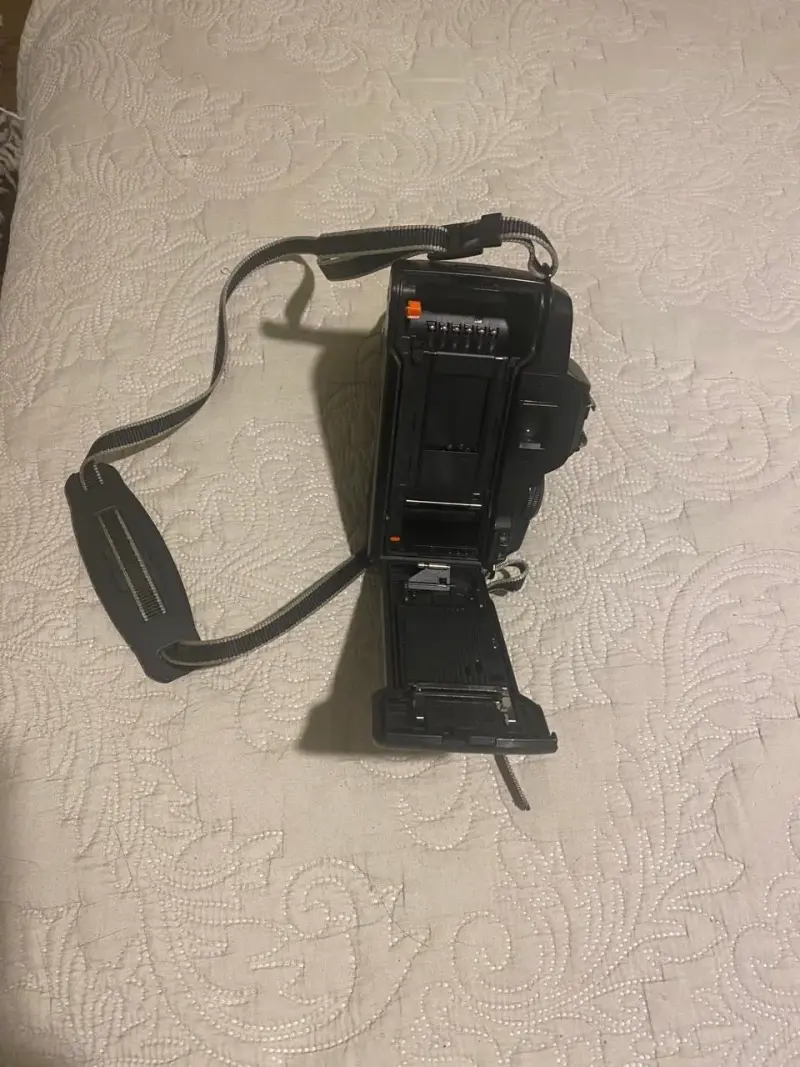Videocámara Sony Handycam HD con accesorios - 1