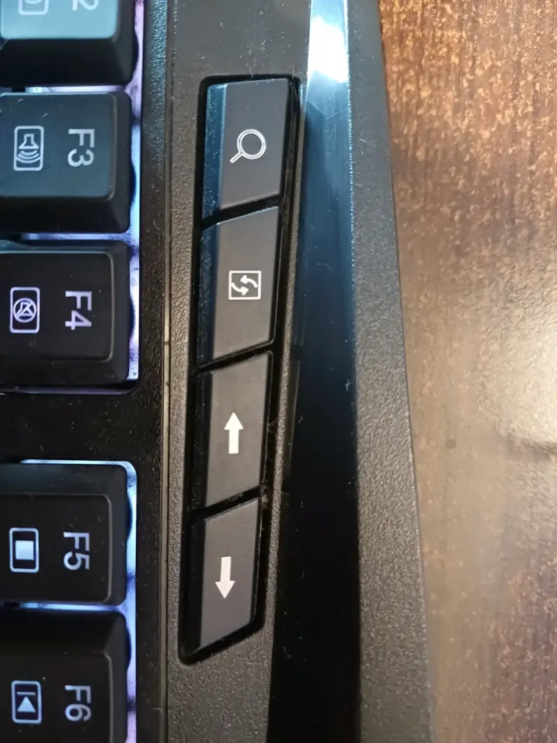 Kit de teclado y mouse gamer Redragon con pad - 3