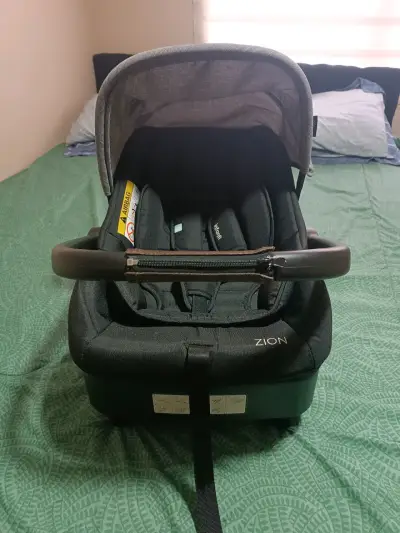 Silla de Auto para Bebé Infanti Zion Negra - miniatura 1