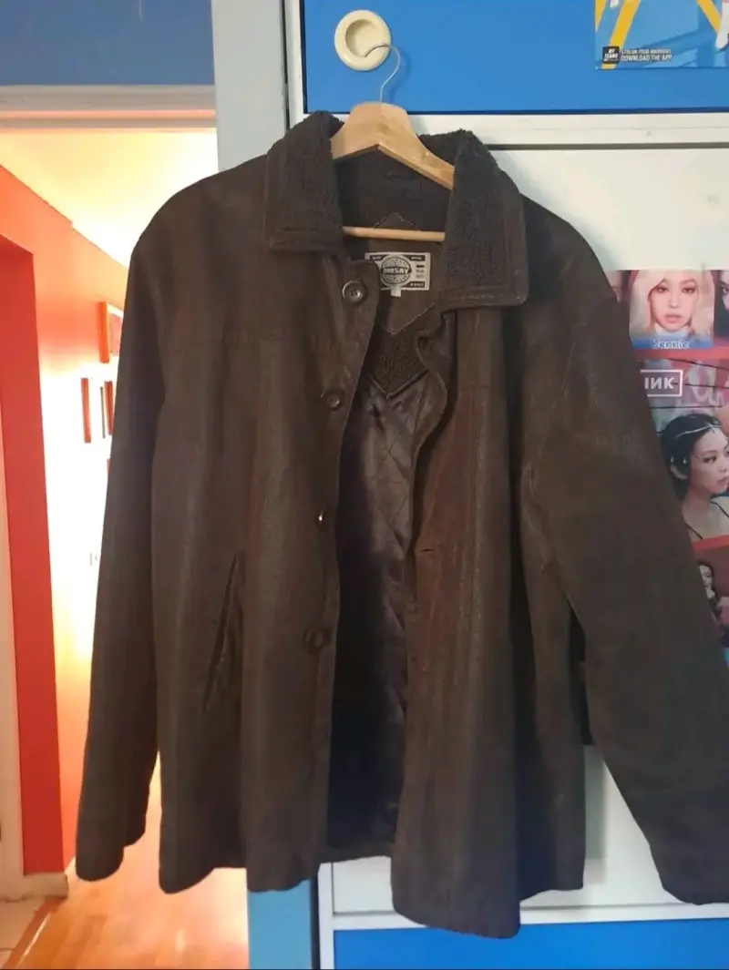 Chaqueta de cuero marrón - 1
