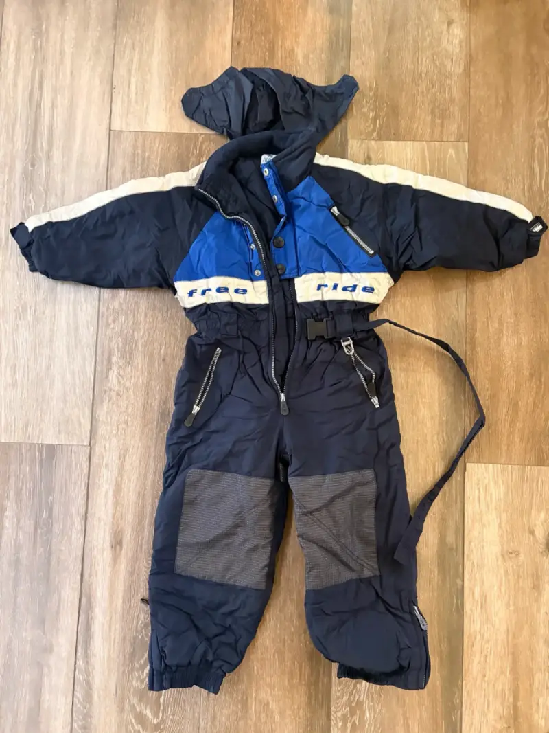 Enterito de nieve infantil azul y negro