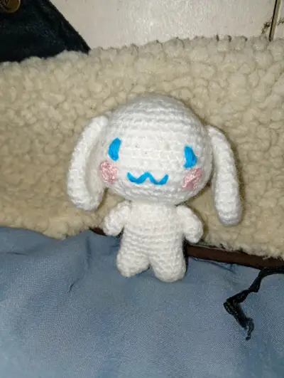 Cinnamoroll amigurumi 10cm hecho a mano - miniatura 1