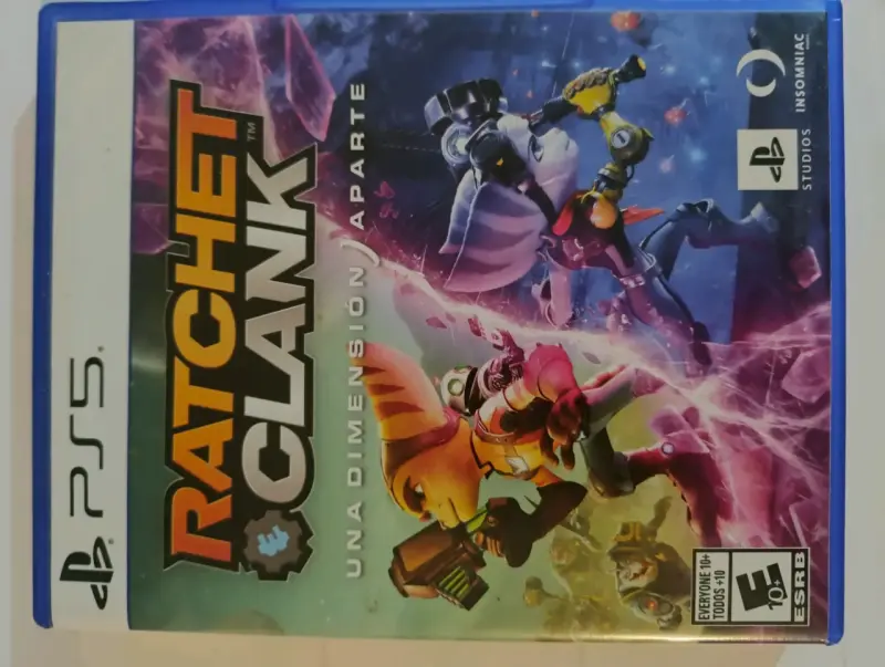 Juegos PS5 Returnal y Ratchet & Clank - 2