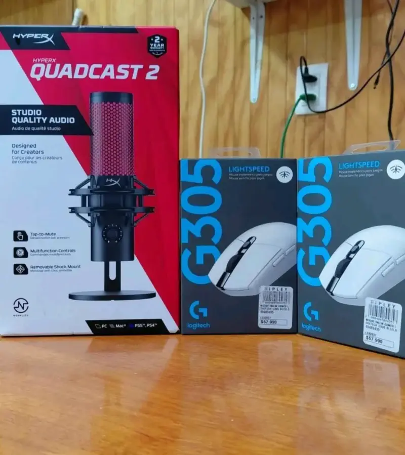 Micrófono HyperX QuadCast 2 y Mouse Logitech G305 - 1