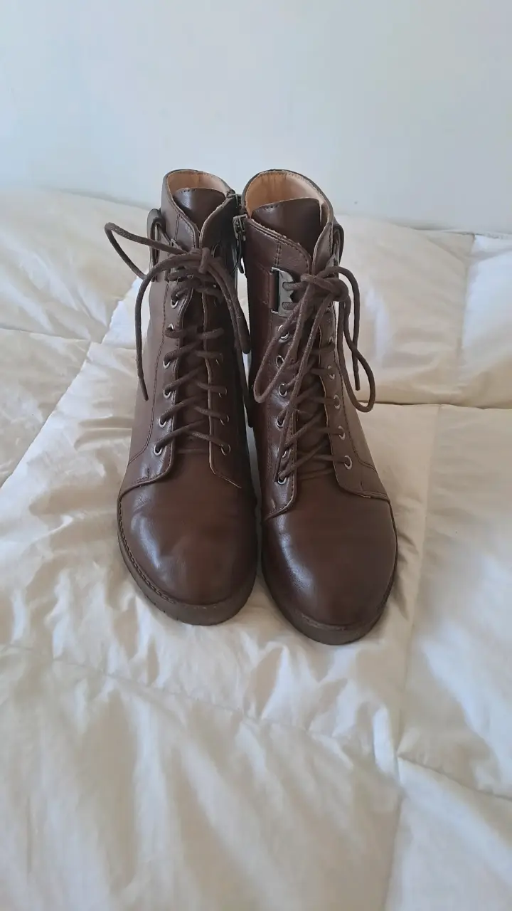 Botines de cuero marrón con cordones - 3