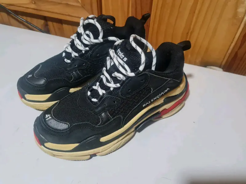 Zapatillas Balenciaga Triple S negras talla 41 - 1