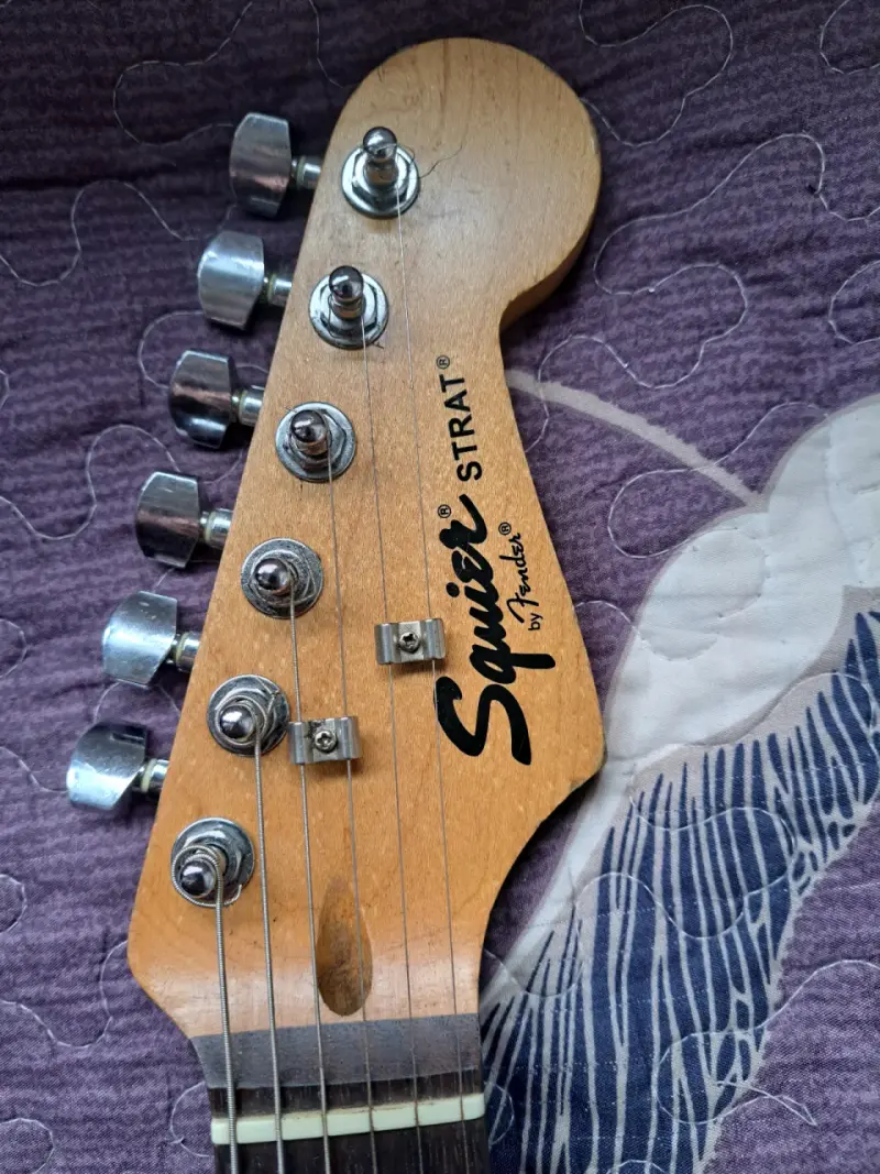 Guitarra eléctrica Squier Stratocaster sunburst - 3