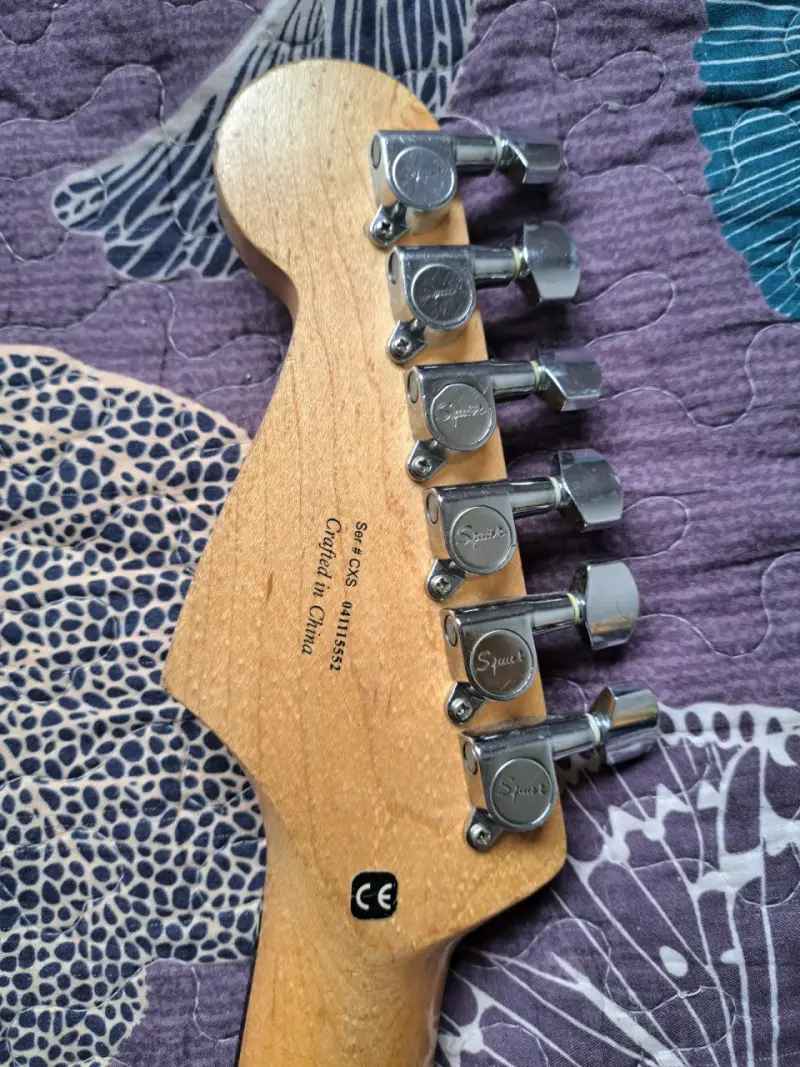 Guitarra eléctrica Squier Stratocaster sunburst - 4