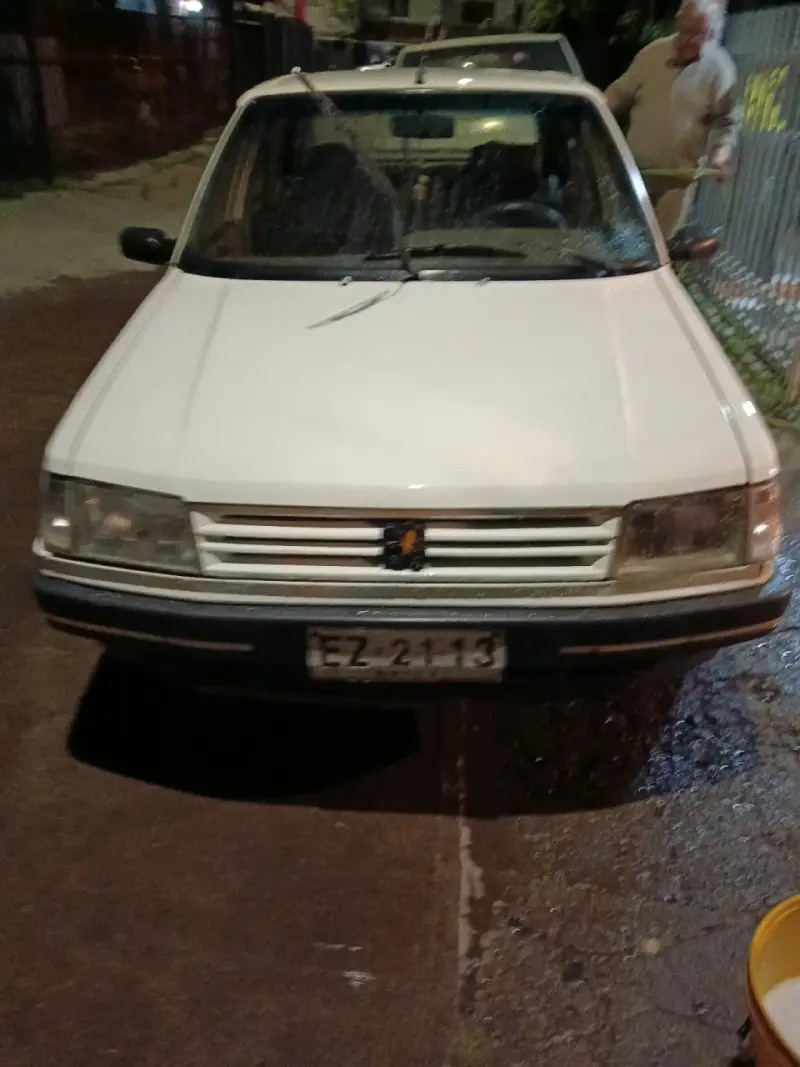 Auto Peugeot 309 gr blanco en buen estado - 3