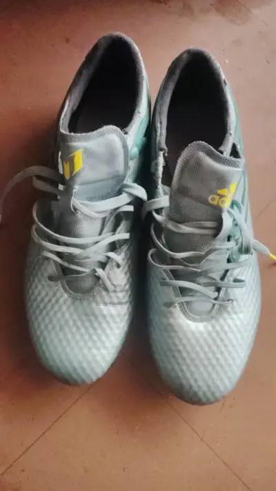 Zapatillas de Fútbol Adidas Messi Verde - miniatura 1
