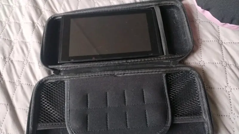 Nintendo Switch con accesorios - 6