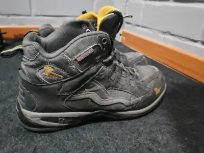 Botas de trekking impermeables negras para hombre - miniatura 2