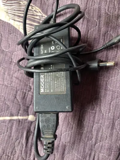 Pedalera multiefectos Mooer GE200 para guitarra - miniatura 2