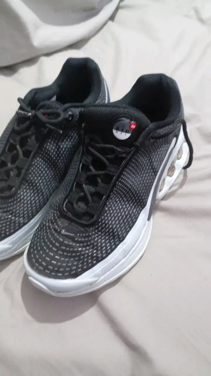Zapatillas deportivas negras con amortiguación - 2