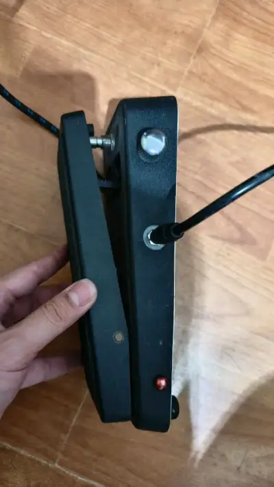 Pedal Wah Cry Baby 535Q para guitarra - miniatura 2