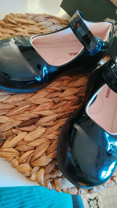 Zapatos de charol para niña marca Armonia - miniatura 1