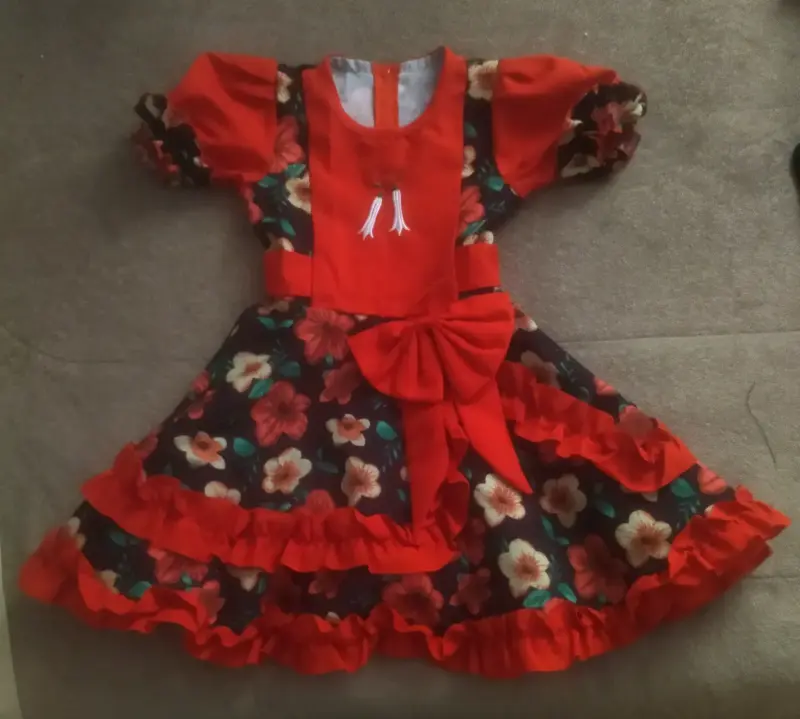 Traje de huasa para niña talla 3-4 - 2