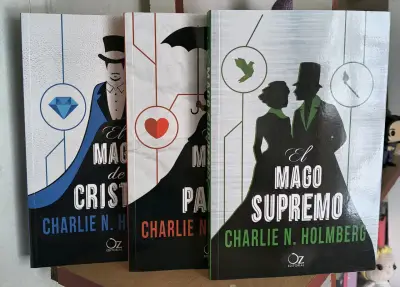 Trilogía El Mago de Charlie N. Holmberg - miniatura 1
