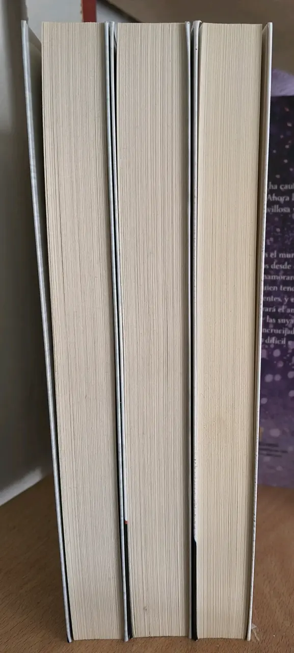 Trilogía El Mago de Charlie N. Holmberg - 4