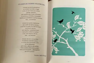 Antología Literaria 'De lunas, lirios y amores vivos' - miniatura 3