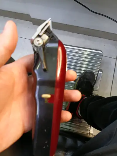 Máquina cortapelos Wahl inalámbrica profesional - miniatura 2