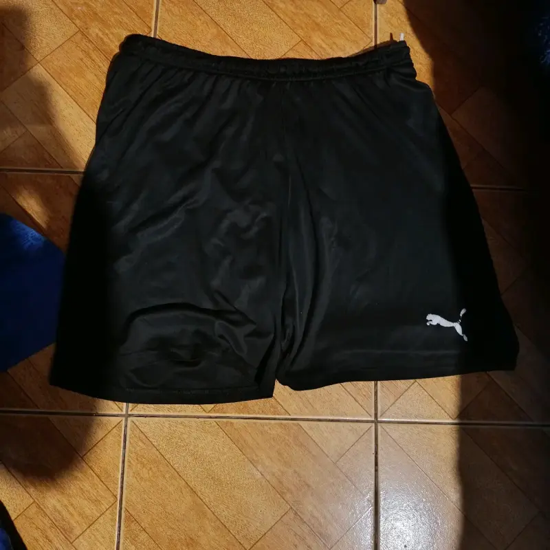 Short deportivo negro Puma para hombre