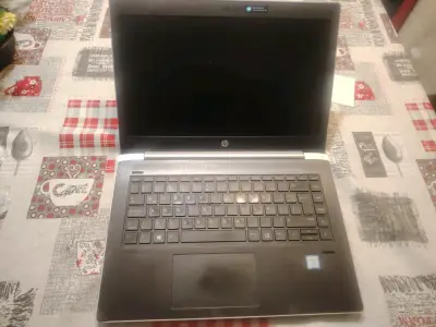 Laptop HP Intel Core i5 12GB RAM 233GB SSD - miniatura 3