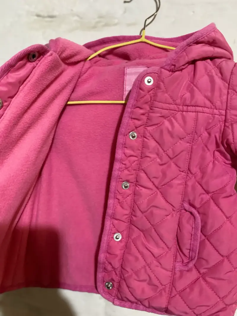 Chaqueta acolchada rosa para bebé 12M - 3