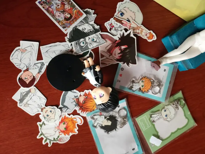 Set de figuras yakusoku no neverland - 3