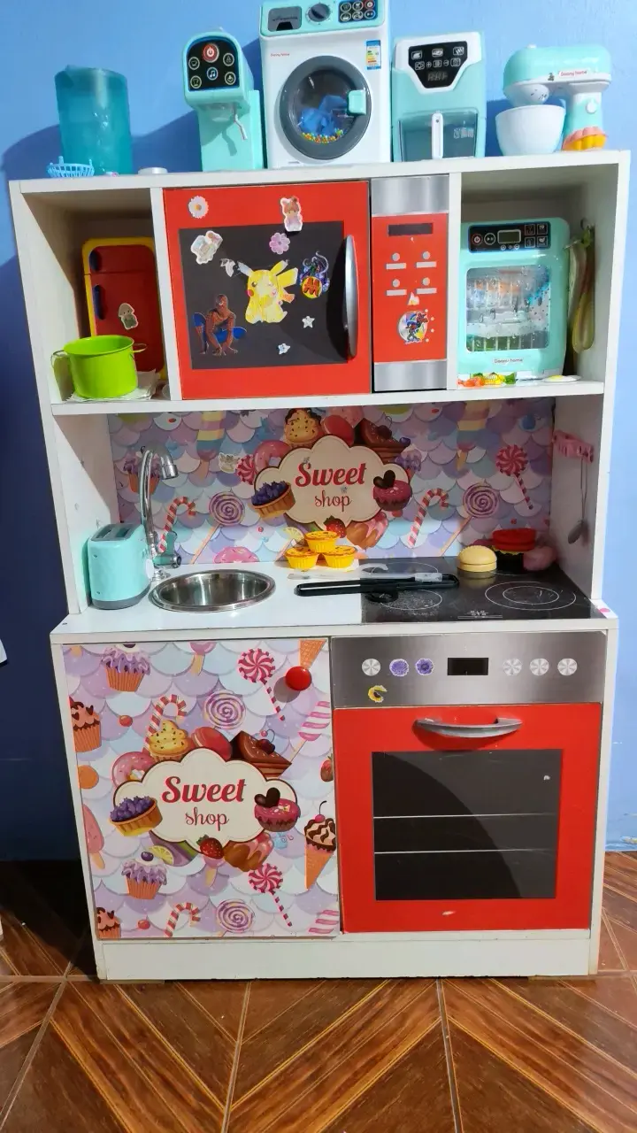 Cocina de juguete infantil con accesorios - 1