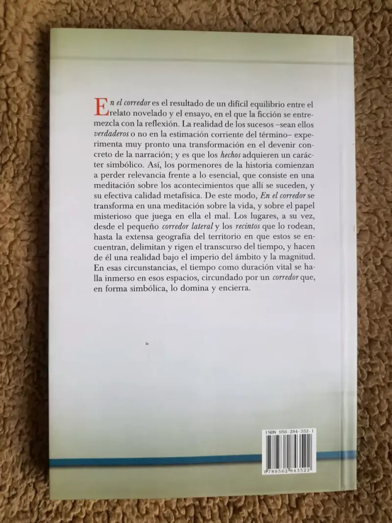 Libro 'En el corredor' de Jorge Óscar Velásquez - 3
