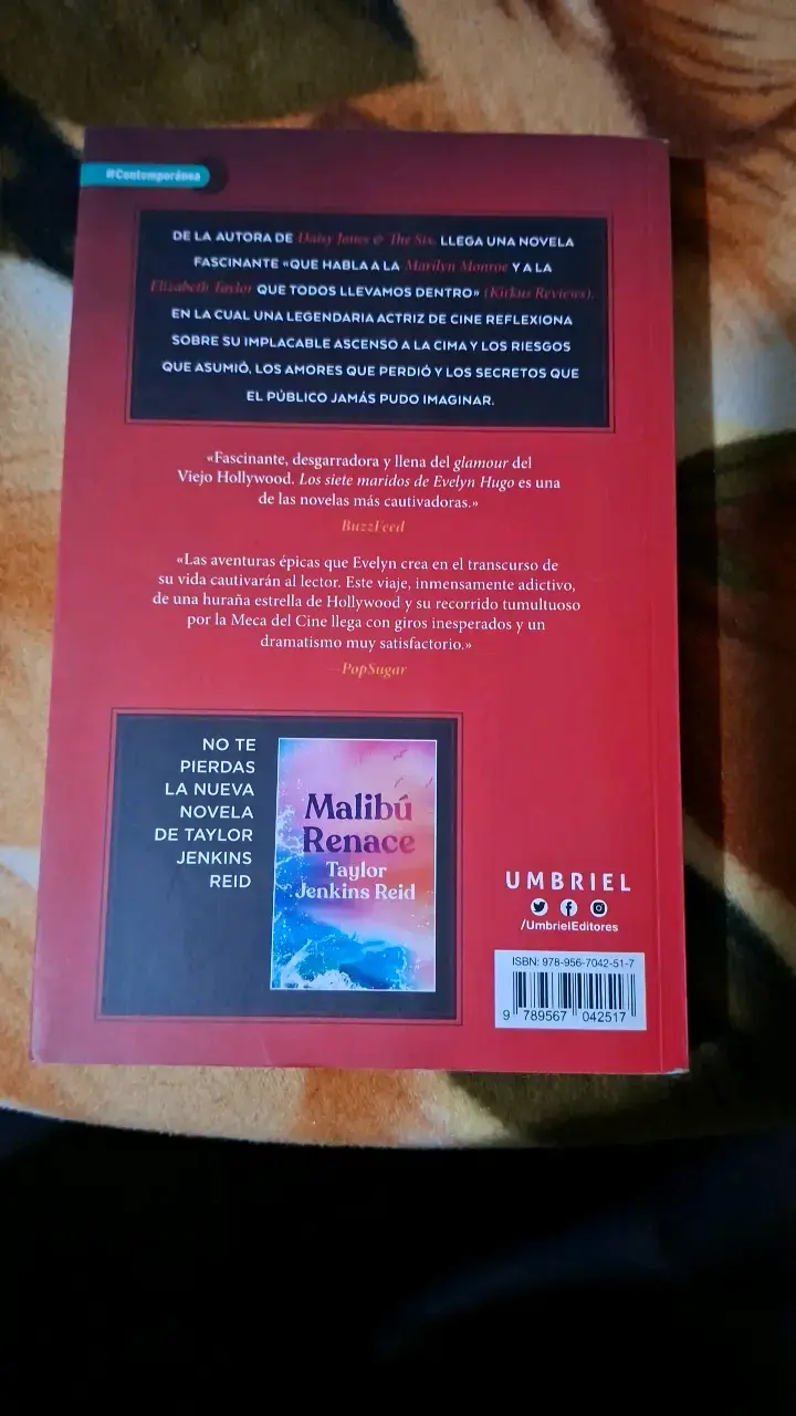 Libro Los Siete Maridos de Evelyn Hugo - 2