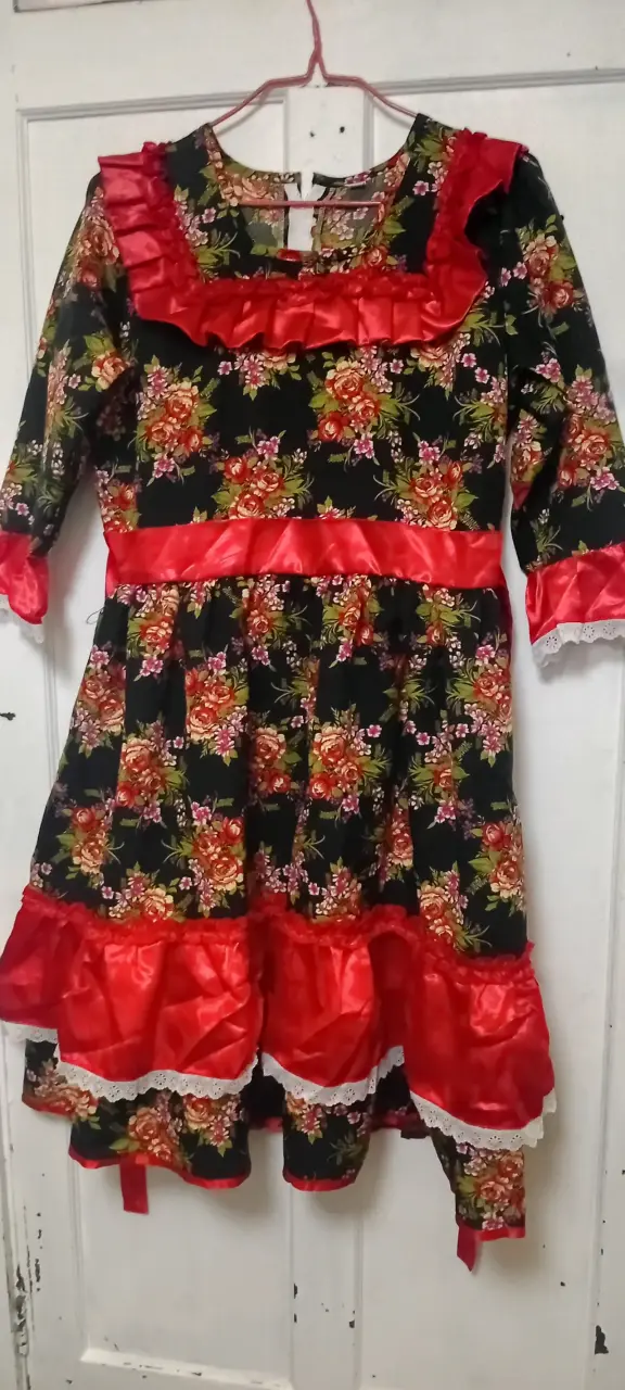 Vestido de cueca con volantes rojos para niña - 1