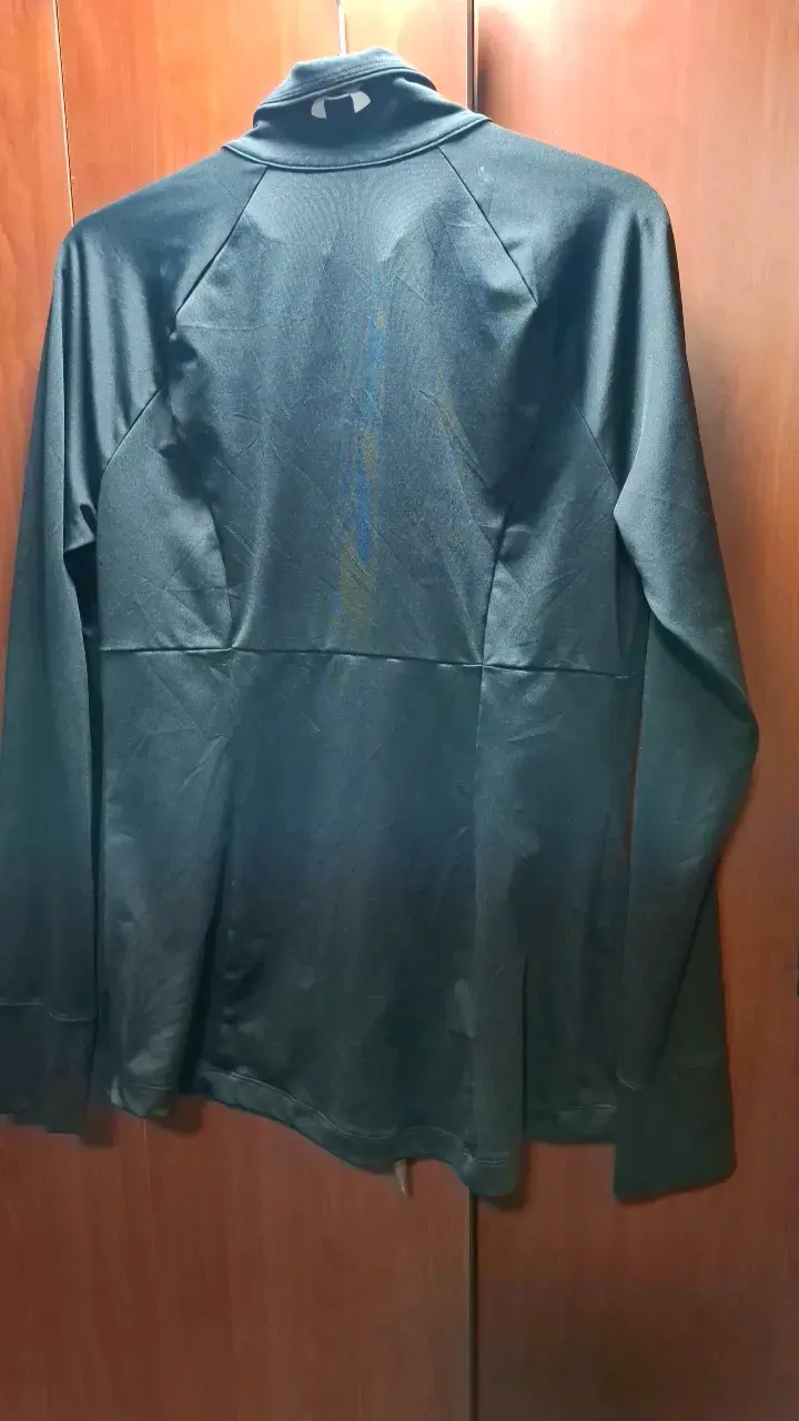 Chaqueta deportiva negra Under Armour - 3