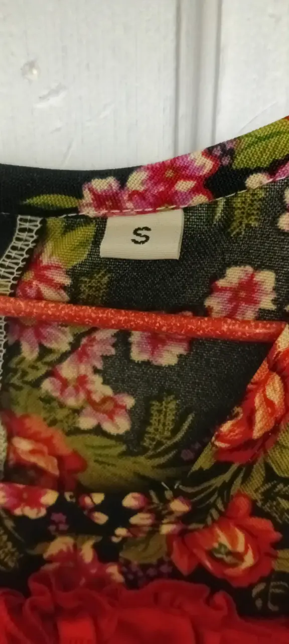 Vestido de cueca con volantes rojos para niña - 3
