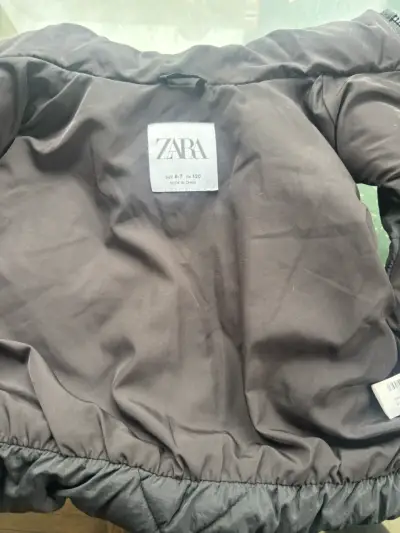 Chaleco acolchado negro para niño o niña Zara - miniatura 4