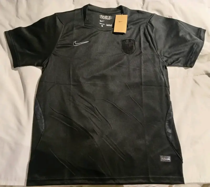 Camiseta Noruega recambio negra